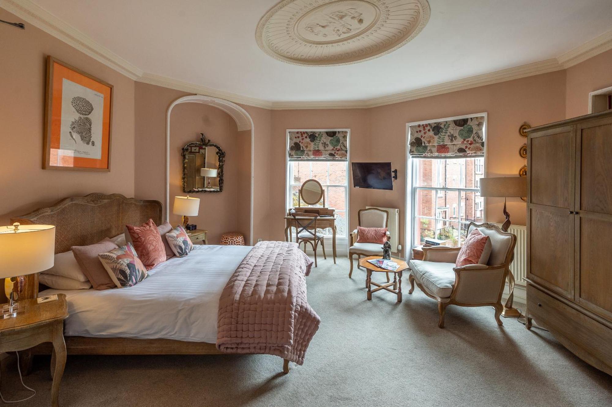 Bed and Breakfast Darwin'S Townhouse à Shrewsbury Chambre photo A bedroom at The Swan